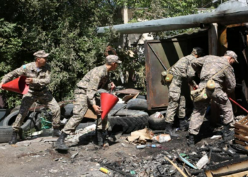В Алматинской области военнослужащими был потушен пожар в военном городке
