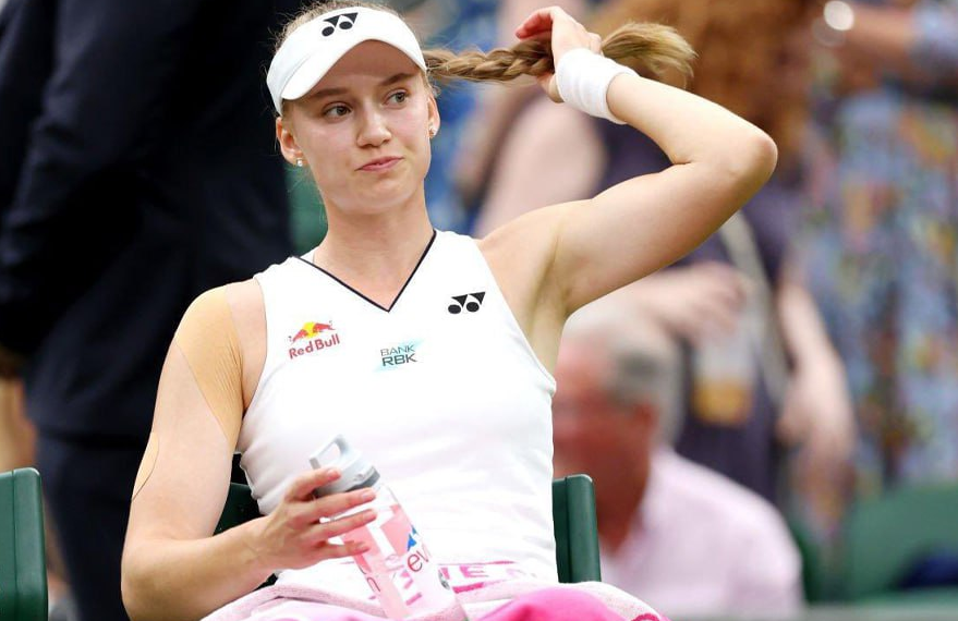 Казахстанская теннисистка Рыбакина выиграла стартовый матч на Уимблдоне