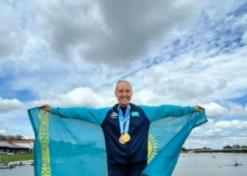 Казахстанская спортсменка Мария Бровкова стала чемпионкой мира по гребле