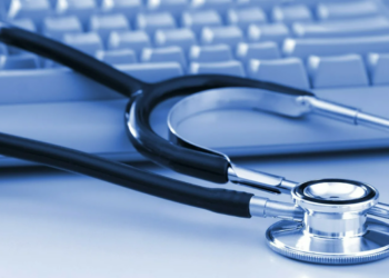 Директор петропавловской поликлиники сообщил о принятых мерах по уменьшению очередей