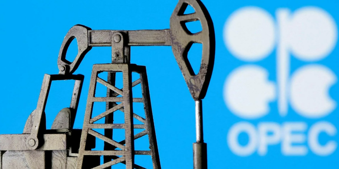В Казахстане заявили о продолжении консультаций по снижению добычи нефти