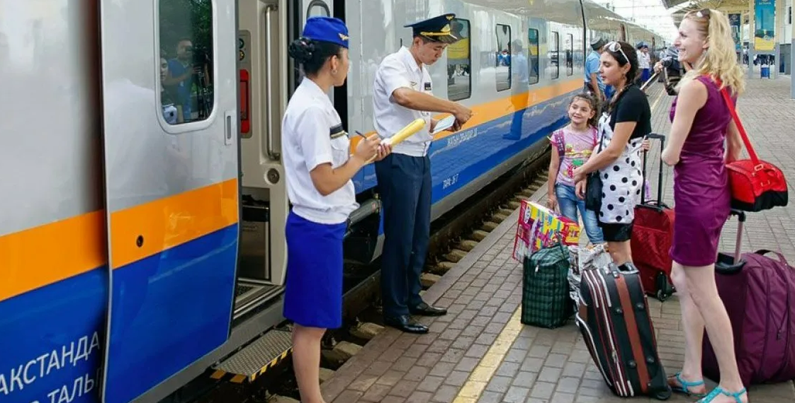 В Казахстане отменили доверенность на проезд ребенка без родителей на поезде