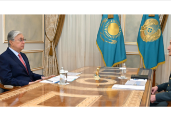 Касым-Жомарт Токаев принял министра МЧС Сырыма Шарипханова