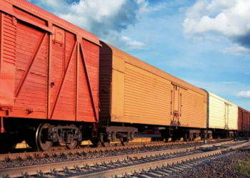 В Жамбылской области с рельсов сошел грузовой поезд