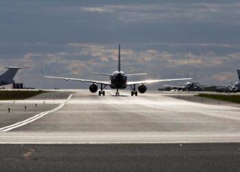 В Международном аэропорту Астаны пройдет плановый ремонт взлетно-посадочной полосы
