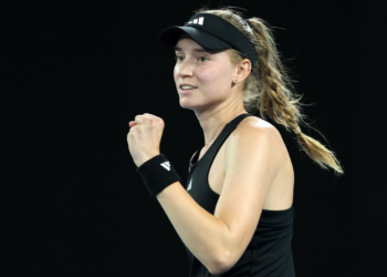 Теннисистка Елена Рыбакина вышла в третий круг US Open