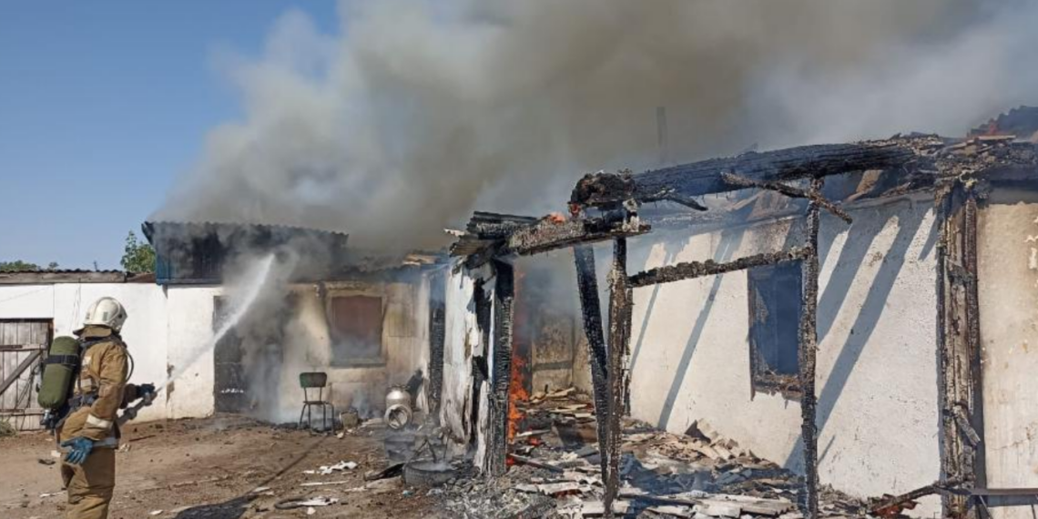 При пожаре в Павлодарской области погиб ребенок