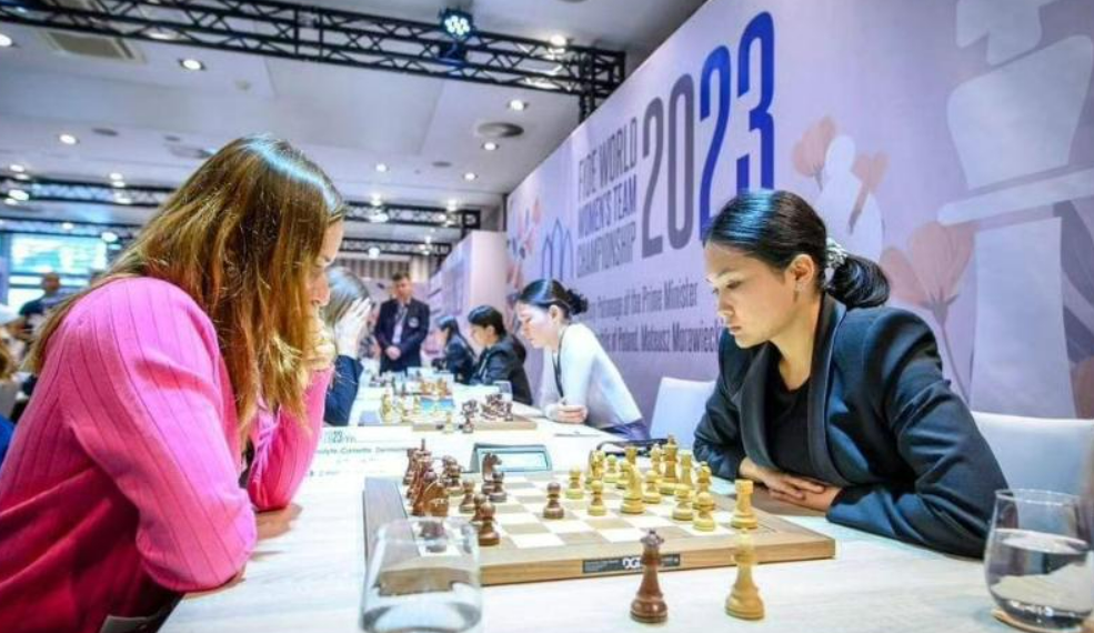 Шахматистки из Казахстана прошли в финал чемпионата мира