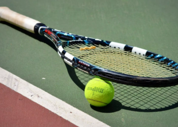 Двое теннисистов из Казахстана прошли во второй круг US Open