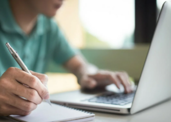 Для казахстанцев старше 50-ти лет доступно бесплатное профессиональное обучение