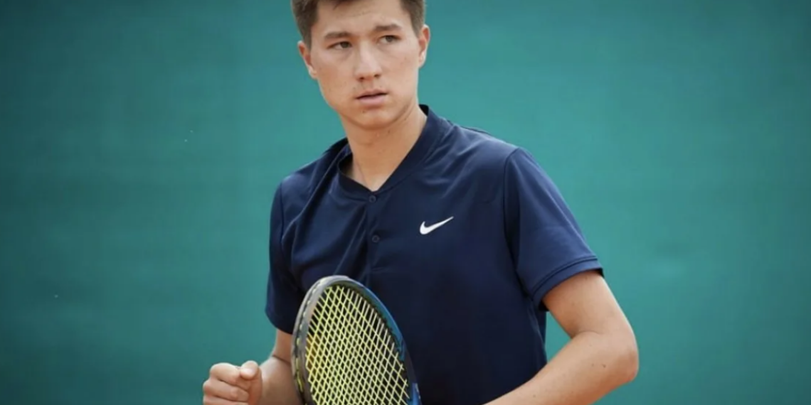 Теннисист Бейбит Жукаев успешно стартовал на турнире в Шанхае
