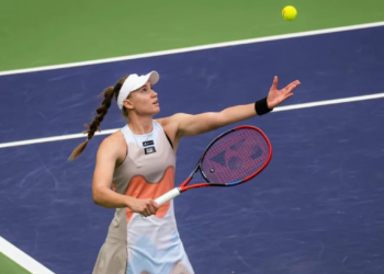 Елена Рыбакина победила в матче третьего круга теннисного турнира в Пекине