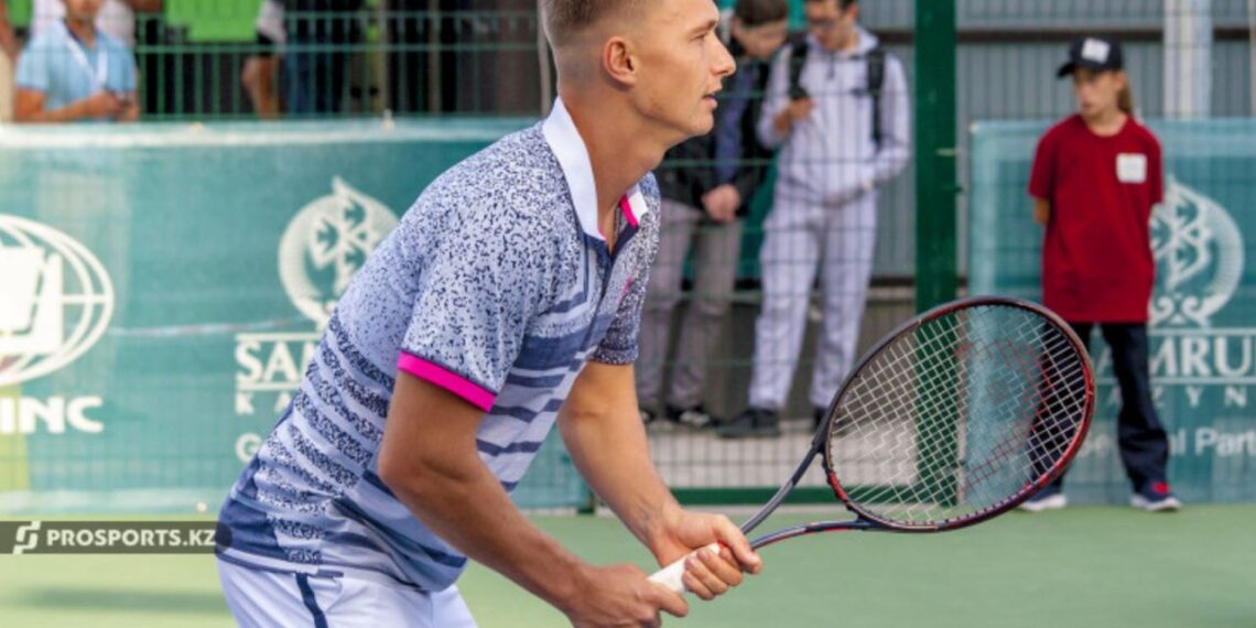 Теннисист Денис Евсеев успешно стартовал на турнире в Португалии