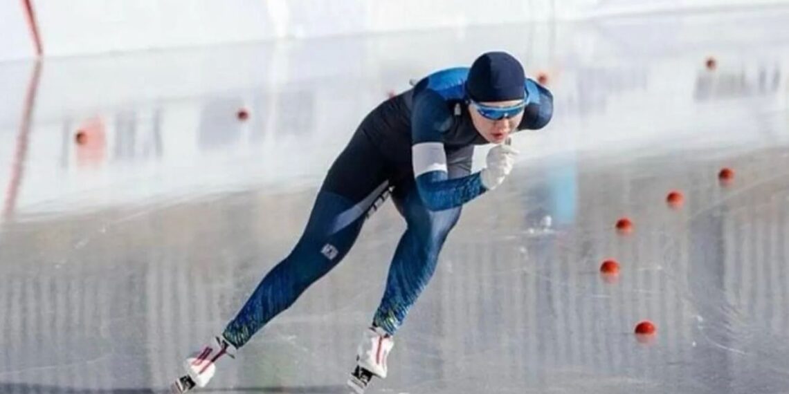 Казахстанские конькобежки получили 2 медали на этапе Кубка мира