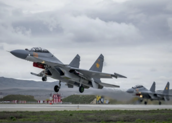 В Казахстане предпочли российские самолеты СУ-30СМ французским Rafale