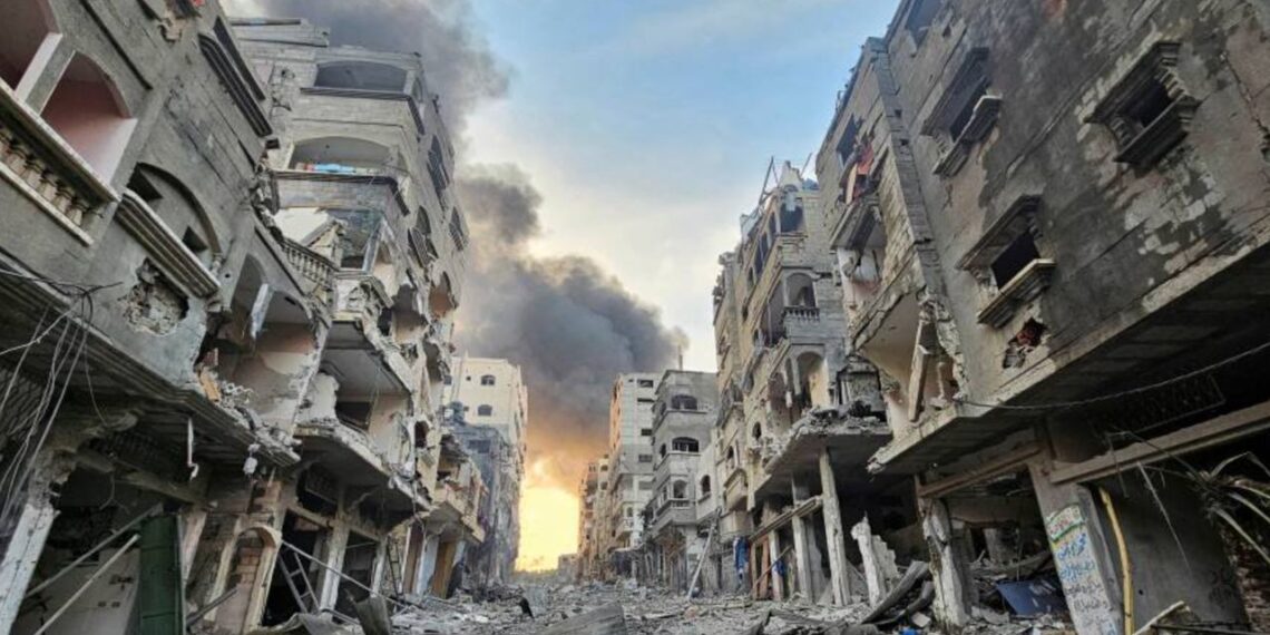 Глава МИД Казахстана обратился к Израилю с просьбой помочь в эвакуации казахстанцев из сектора Газа