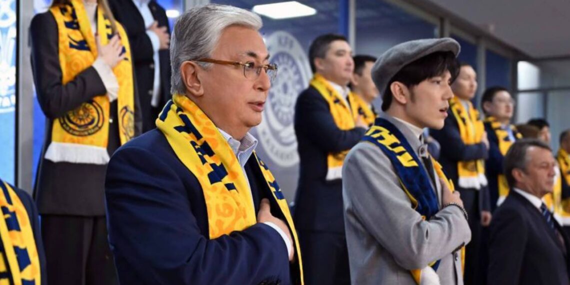 Глава государства прибыл поддержать сборную Республики Казахстан