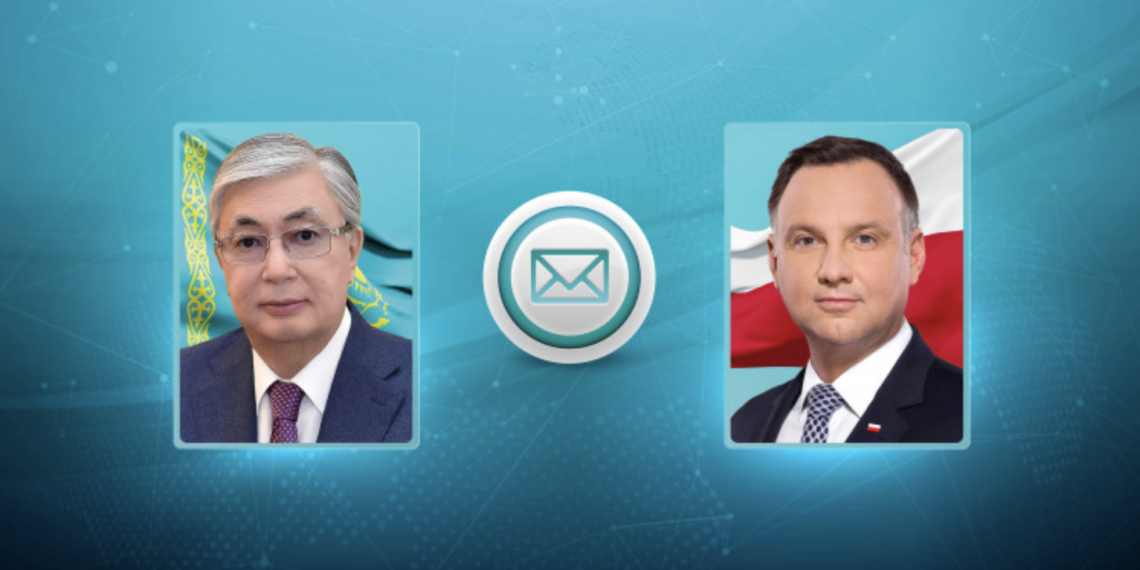 Токаев направил поздравительную телеграмму президенту Польши