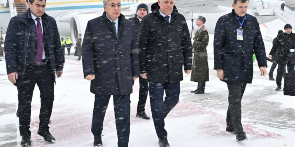 Токаев прибыл на саммит ОДКБ в Республику Беларусь