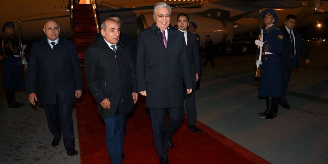 Касым-Жомарт Токаев прибыл в Баку