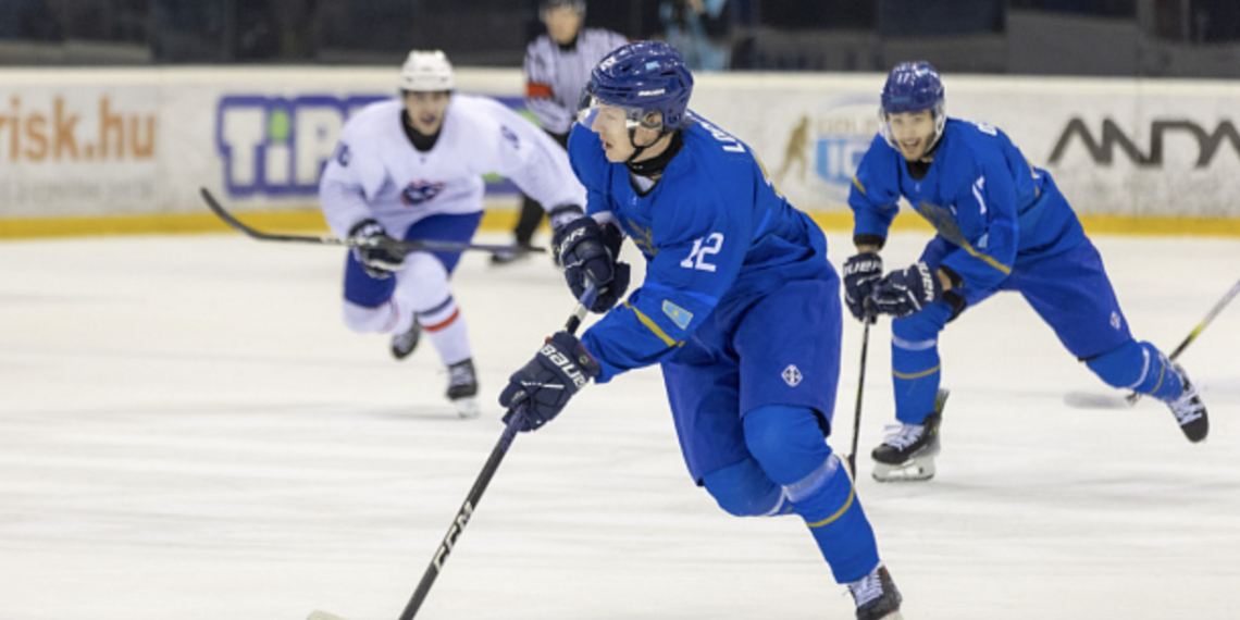 Сборная Казахстана по хоккею обыграла Францию на молодежном ЧМ