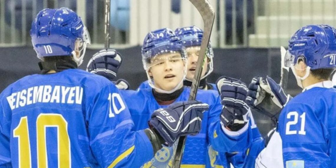 Молодежная сборная Казахстана по хоккею одержала четвертую победу на ЧМ-2024