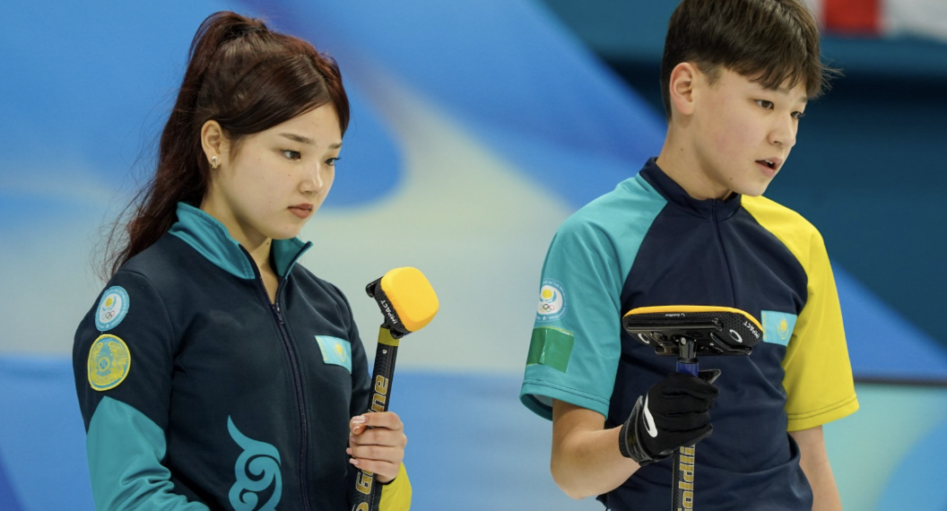 Керлингисты из Казахстана завершили выступление на юношеской олимпиаде