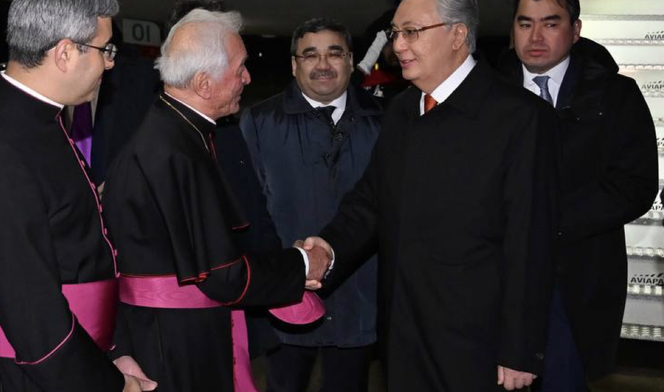 Глава государства прибыл с официальным визитом в Рим