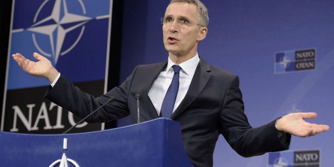 Генеральный секретарь НАТО осудил США за малую помощь Киеву