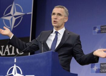 Генеральный секретарь НАТО осудил США за малую помощь Киеву