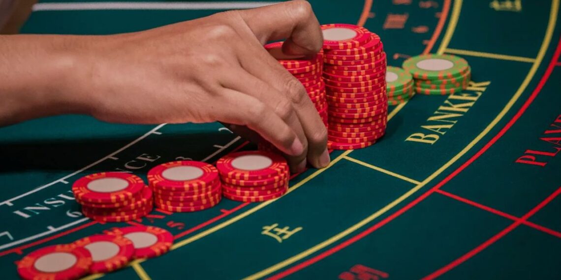 Нечистый на руку бухгалтер проиграла в казино порядка 400 млн тенге