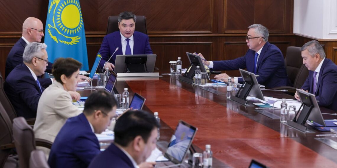 Премьер-министр Казахстана потребовал своевременно реализовать нацпроект «Комфортная школа»