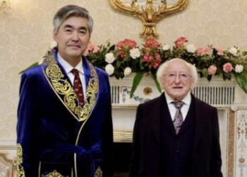 Посол Казахстана вручил Президенту Ирландии верительные грамоты