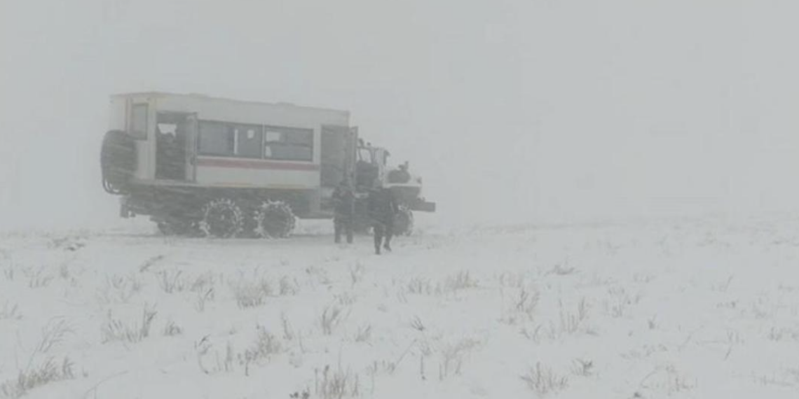 Сотрудники МЧС нашли в Туркестанской области двоих пропавших граждан