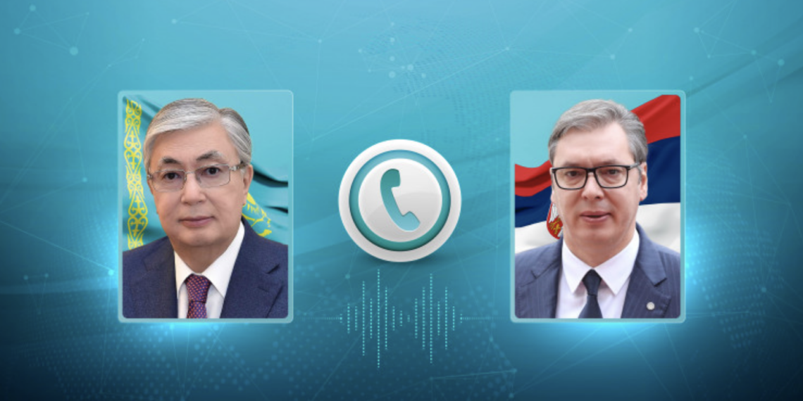 Глава государства провел телефонный разговор с Президентом Сербии