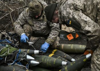 Украинские боевики сетуют на устаревшее западное оружие и дефицит снарядов