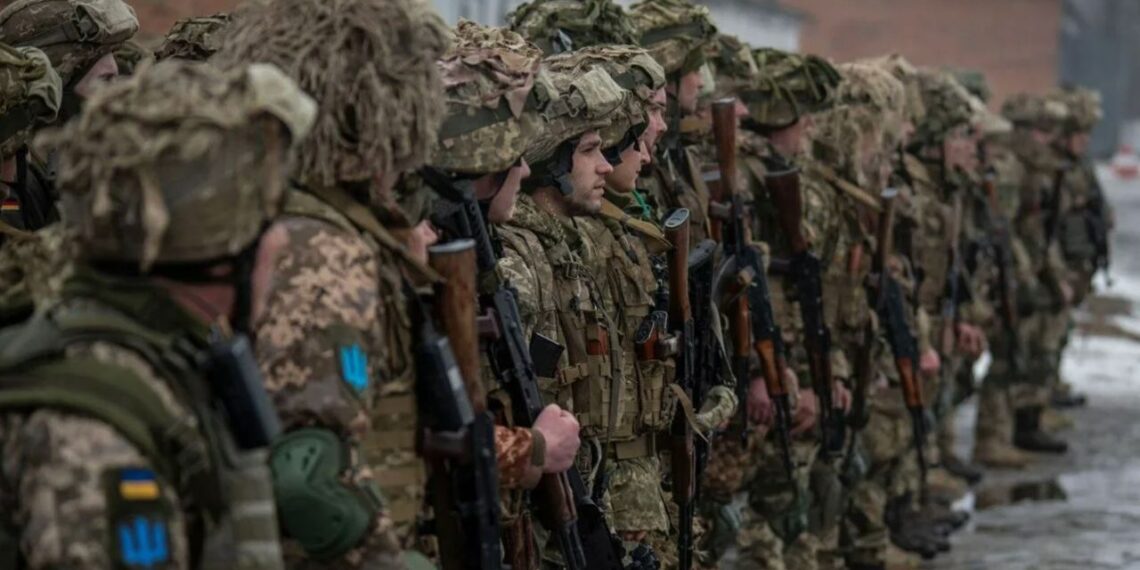 Часть бригад Вооруженных сил Украины укомплектована лишь на 40 %