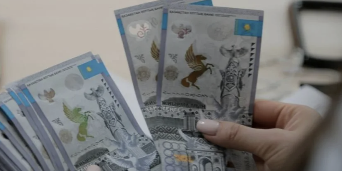 Методист из Актобе предлагала поступить на магистратуру за денежное вознаграждение