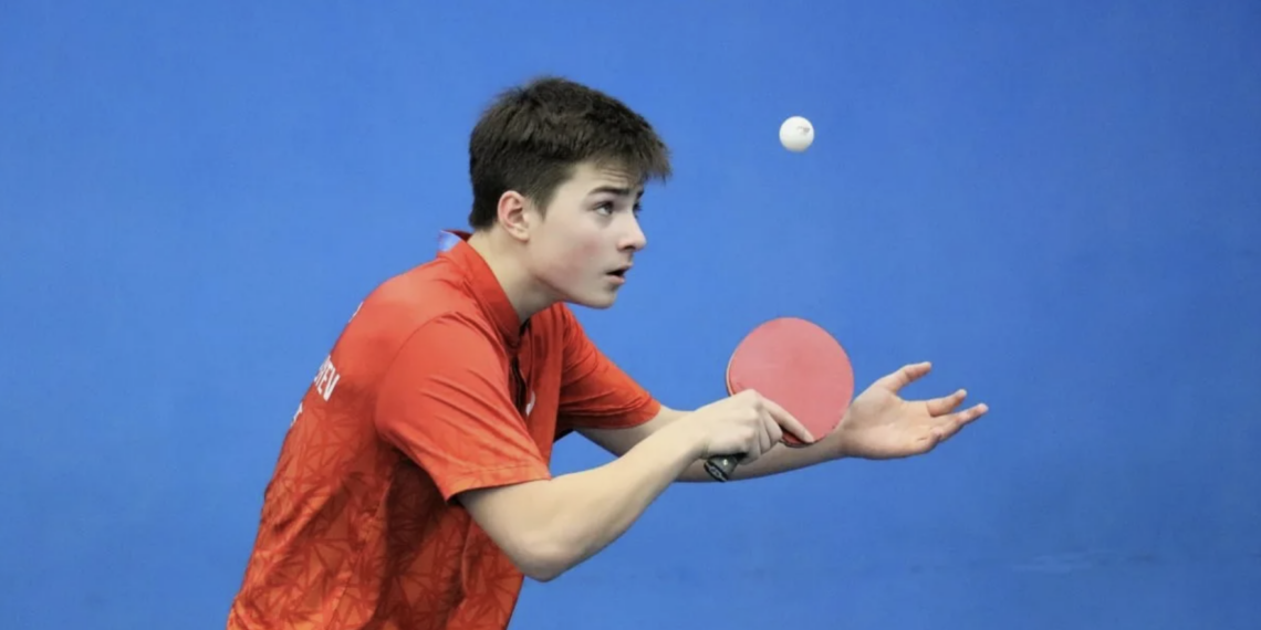 Алан Курмангалиев завоевал «золото» на турнире по настольному теннису в Ливане