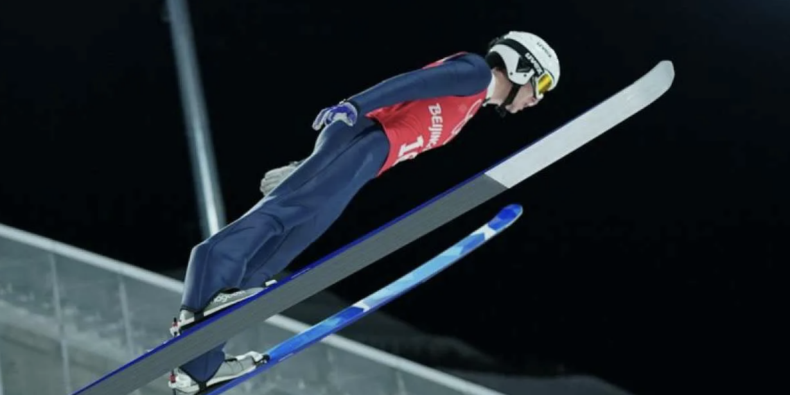 Казахстанец завоевал «золото» на Кубке FIS по прыжкам на лыжах с трамплина