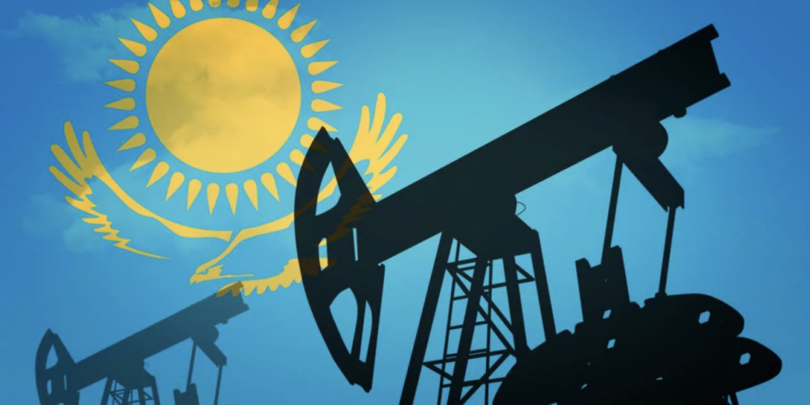 Как повлияет решение Казахстана продлить добровольное сокращение добычи нефти на экономику страны