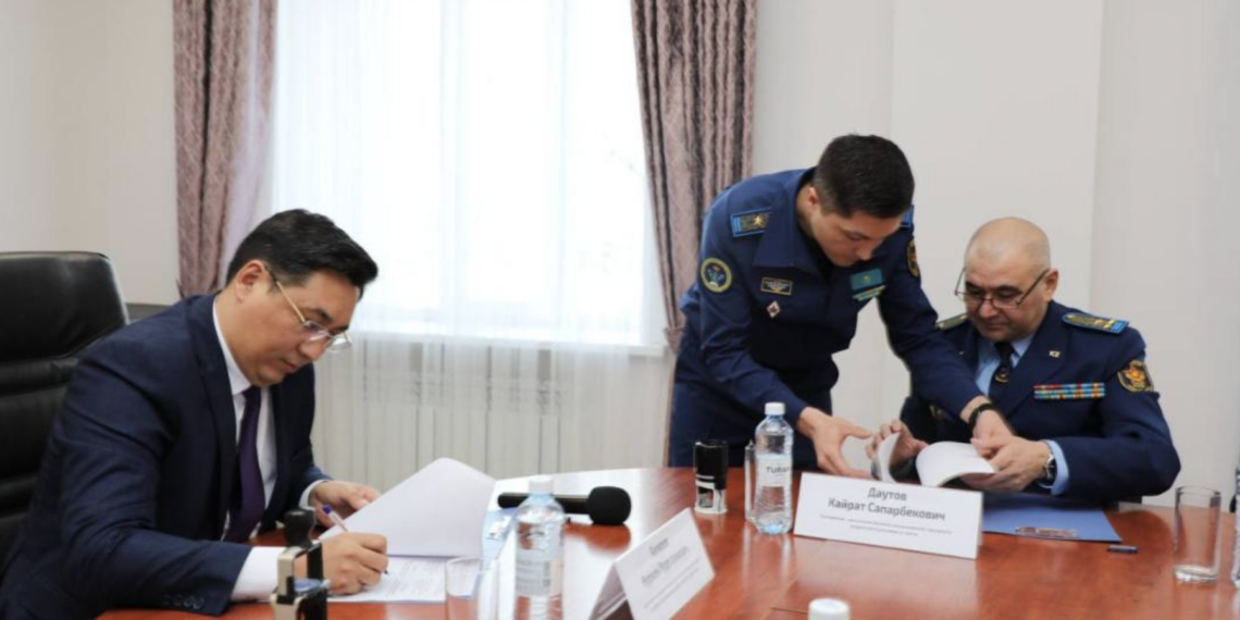 Казахстанские курсанты смогут обучаться дирижированию духовым оркестром на родине