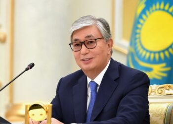 Глава государства поздравил казахстанцев с Днем благодарности