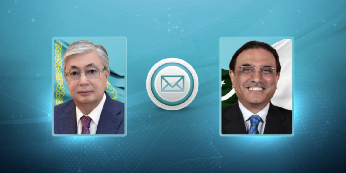 Токаев поздравил Асифа Али Зардари с избранием на пост Президента Пакистана