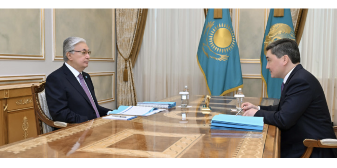 Касым-Жомарт Токаев провел встречу с Премьер-министром Казахстана