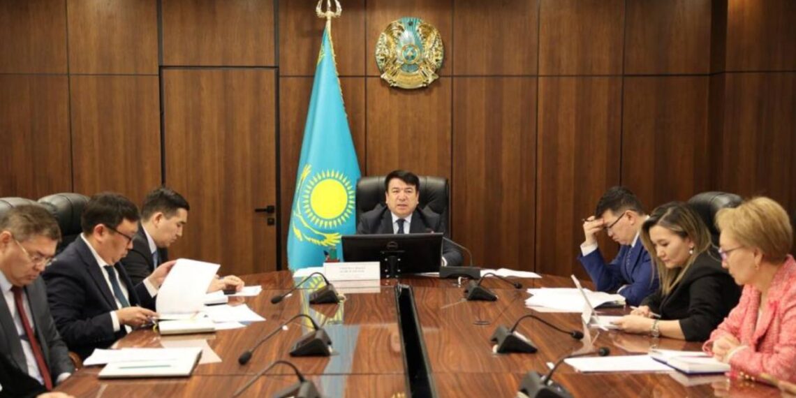 Школьники из пострадавших от паводков регионов Казахстана получат путевки в оздоровительные центры