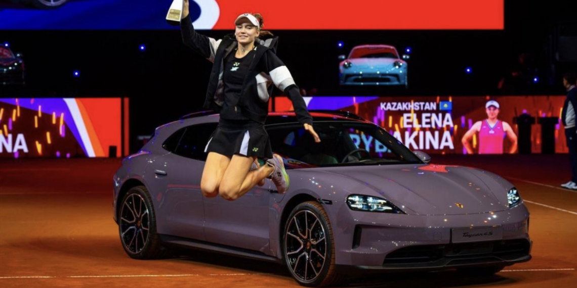 Теннисистка Елена Рыбакина стала победителем турнира в Германии