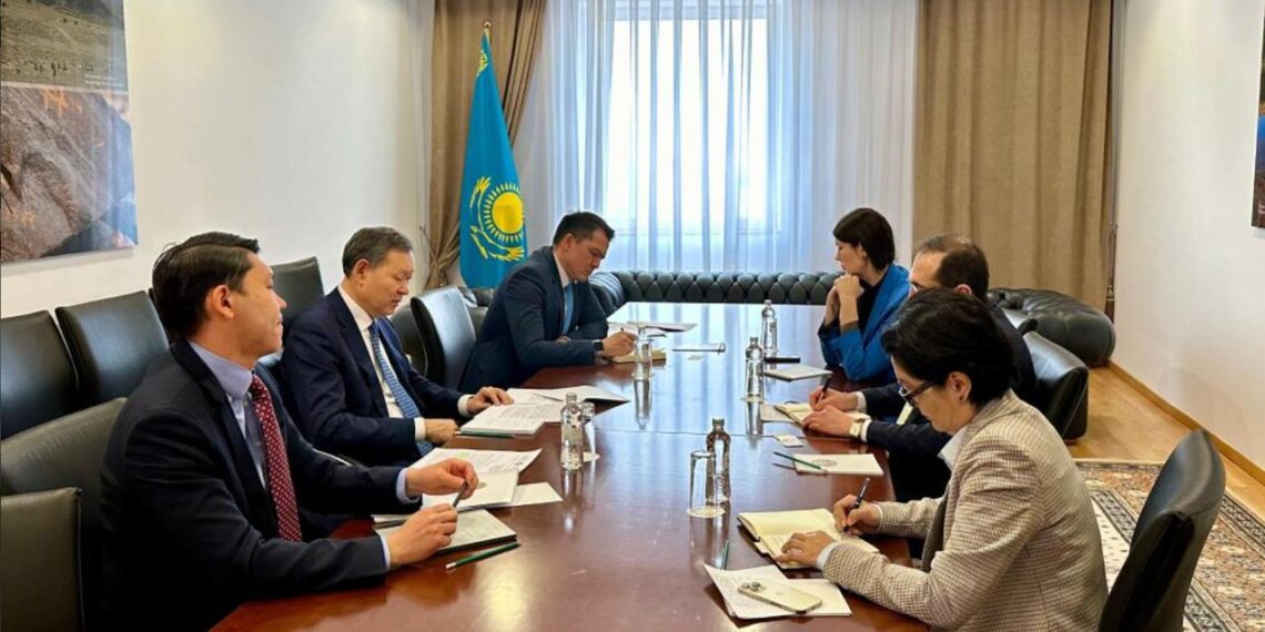В МИД Казахстана обсудили перспективы сотрудничества со Всемирным банком
