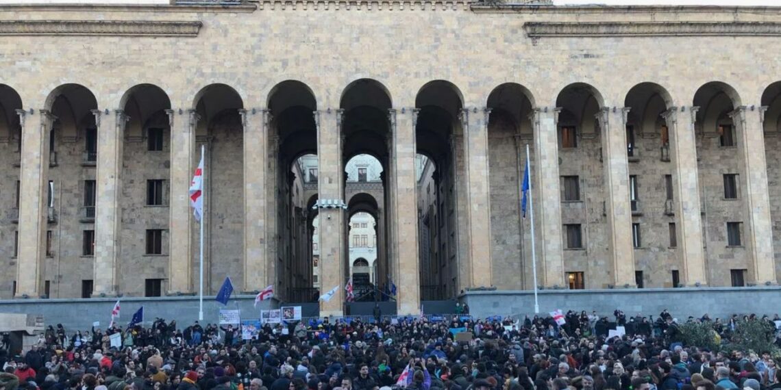 Ситуация в Тбилиси накаляется из-за предстоящих выборов и обсуждения законопроекта об «иноагентах»