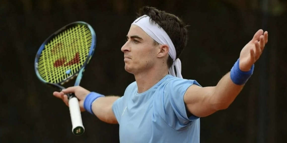 Теннисист Тимофей Скатов пробился в четвертьфинал турнира в Италии